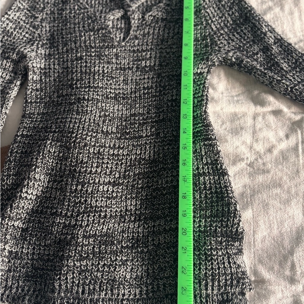 Lot Of 2 Sweaters. Aeropostale & Gap XS - Picture 9 of 9